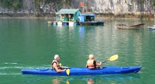 halong-emotion-cruise-3-days-tour-kayak