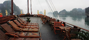 halong-bay-jasmine-cruise-sun-deck