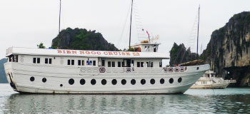 halong-pearly-sea-cruise-view