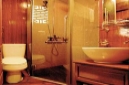 a-class-cruise-bath-room