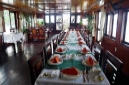 pearly-sea-halong-bay-cruise-restaurant