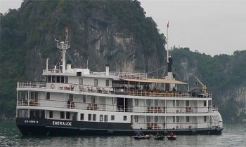 halong-bay-emeraude-cruise