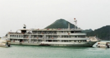 au-co-cruise-halong-bay-vietnam