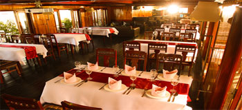 a-class-opera-cruise-restaurant