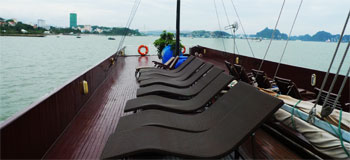 pearly-sea-cruise-sun-deck