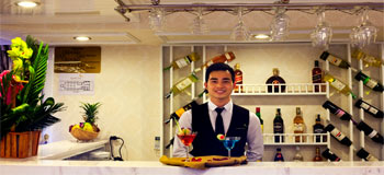 signature-cruise-bar