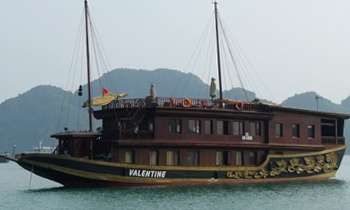 halong-valentine-tour